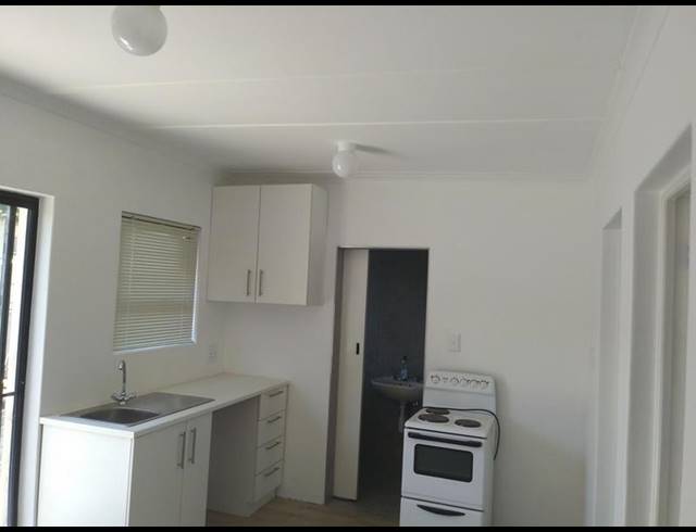 2 BEDROOM PROPERTY TO RENT IN BOSTON